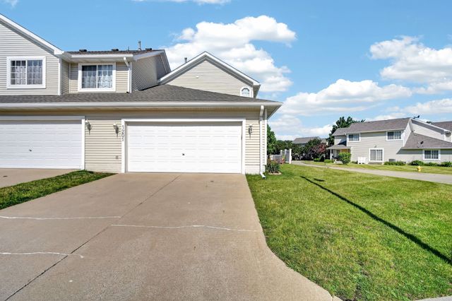 4425 Mills Civic Parkway 1201, West Des Moines, IA 50265
