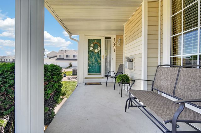 4425 Mills Civic Parkway 1201, West Des Moines, IA 50265