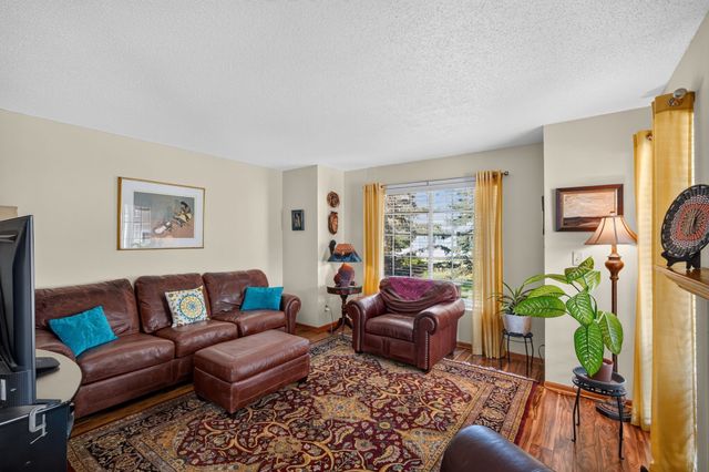 4425 Mills Civic Parkway 1201, West Des Moines, IA 50265
