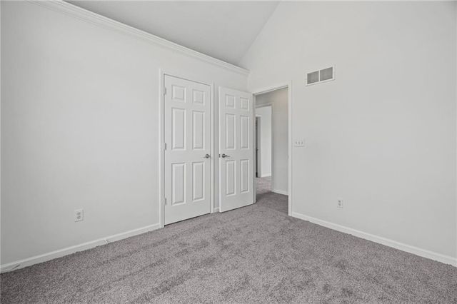 712 S Sunset Lane, Raymore, MO 64083