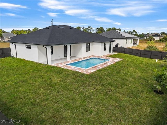 2400 Conroy AVE N, Lehigh Acres, FL 33971