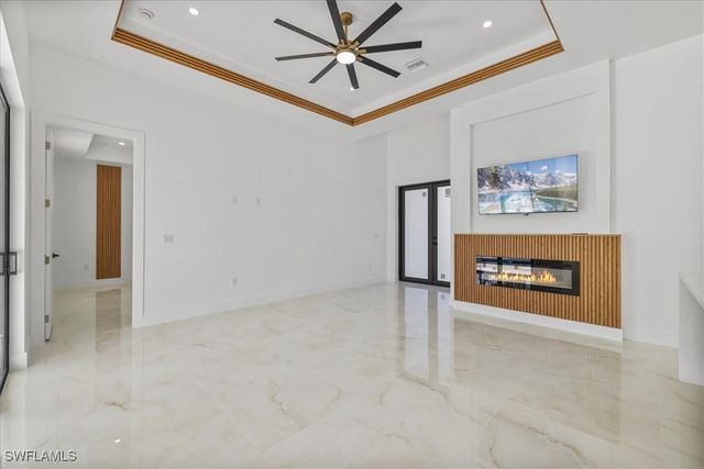 2400 Conroy AVE N, Lehigh Acres, FL 33971