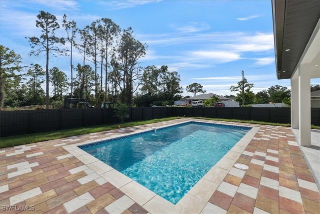 2400 Conroy AVE N, Lehigh Acres, FL 33971