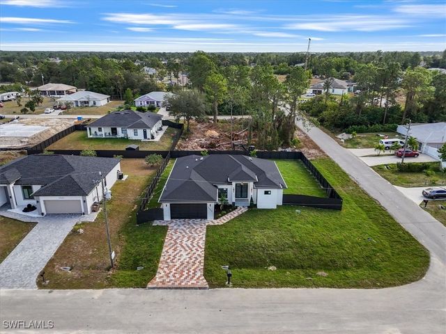 2400 Conroy AVE N, Lehigh Acres, FL 33971