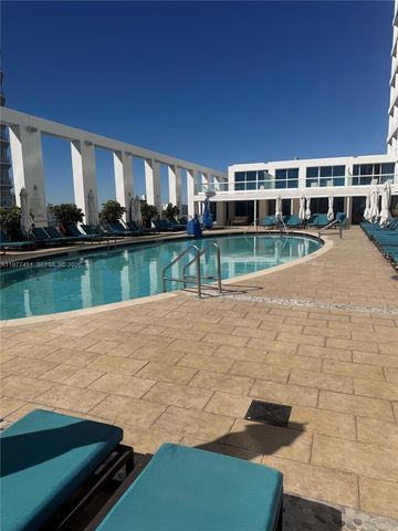 551 N Fort Lauderdale Beach Boulevard R2201, Fort Lauderdale, FL 33304