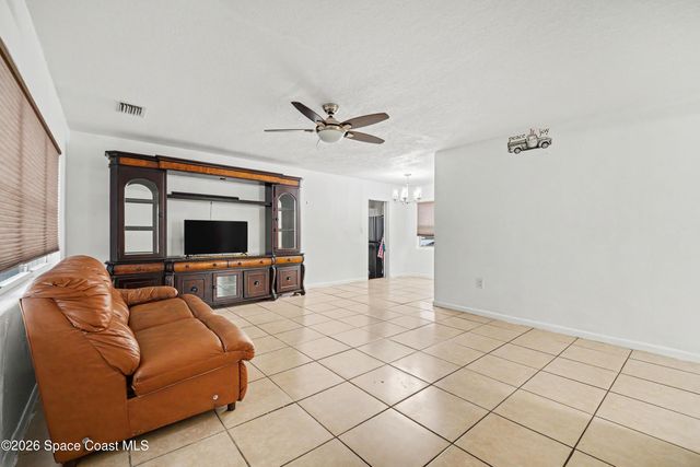 1318 N Fiske Boulevard N, Cocoa, FL 32922