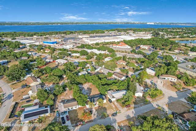 1318 N Fiske Boulevard N, Cocoa, FL 32922