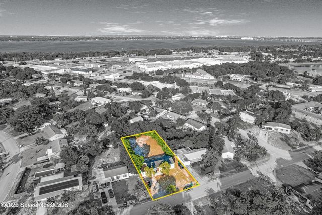 1318 N Fiske Boulevard N, Cocoa, FL 32922
