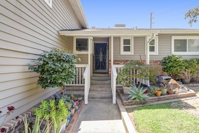 7162 Palace Cir, Fair Oaks, CA 95628
