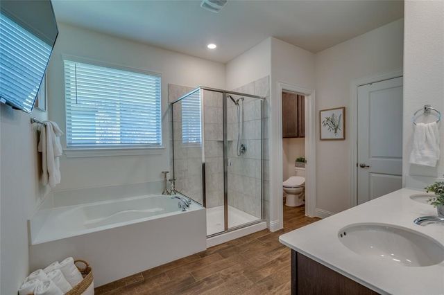 3013 Bar H Avenue, Aubrey, TX 76227