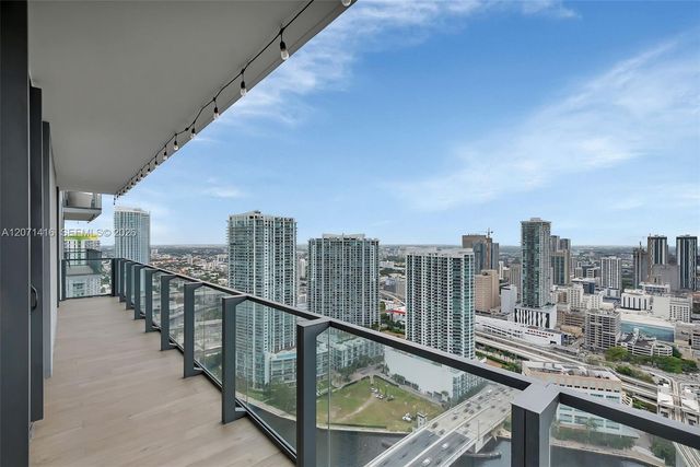 68 SE 6th Street 3911, Miami, FL 33131