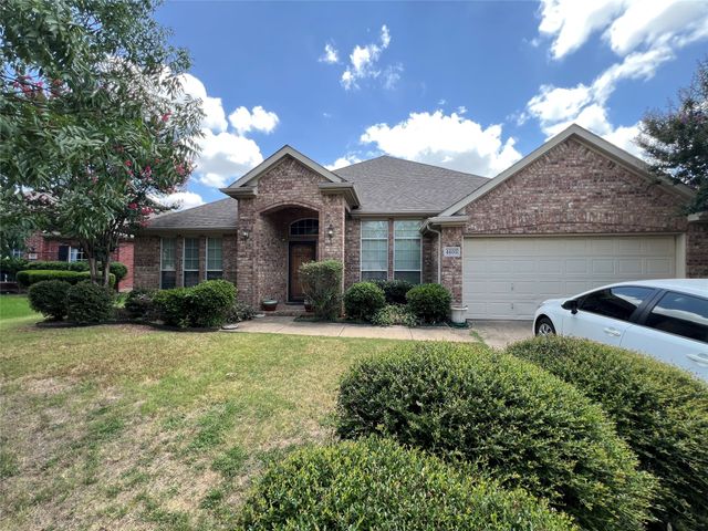 4605 Bellflower Way, Fort Worth, TX 76123