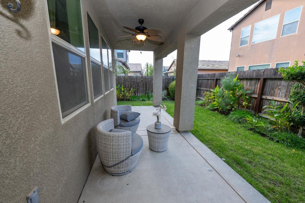 Image 19 of property listing at 1634 E Autumn Sage Avenue, Fresno, CA 93730