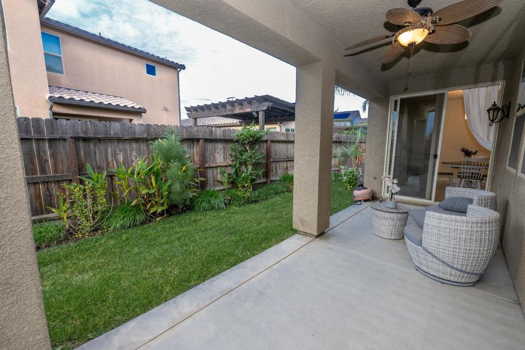 Image 20 of property listing at 1634 E Autumn Sage Avenue, Fresno, CA 93730