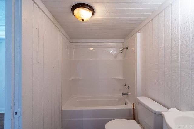 110 W Curran Street, Des Arc, AR 72040