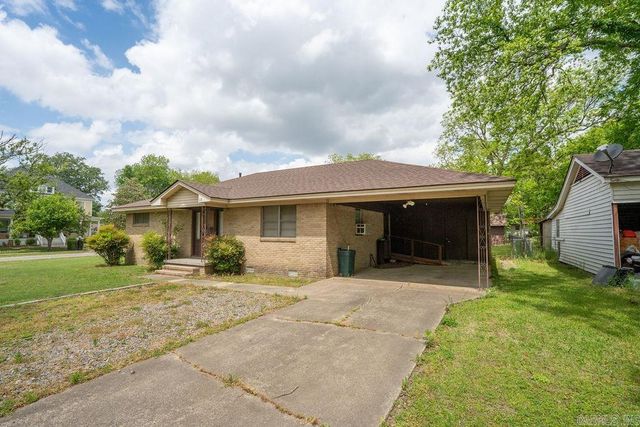 110 W Curran Street, Des Arc, AR 72040