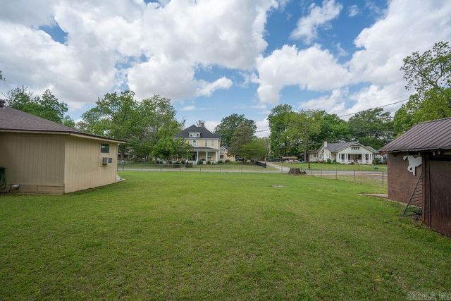 110 W Curran Street, Des Arc, AR 72040