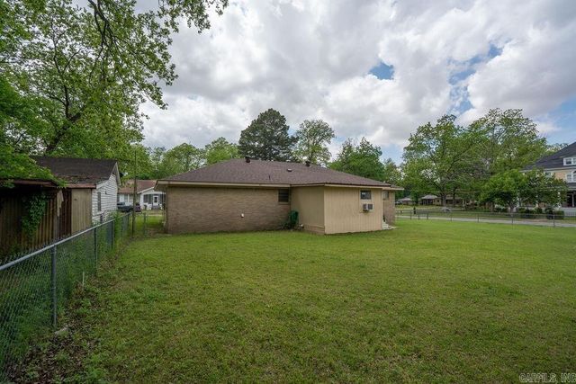 110 W Curran Street, Des Arc, AR 72040