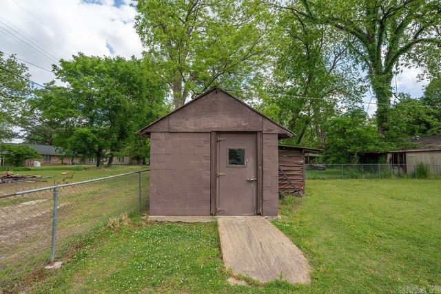 110 W Curran Street, Des Arc, AR 72040