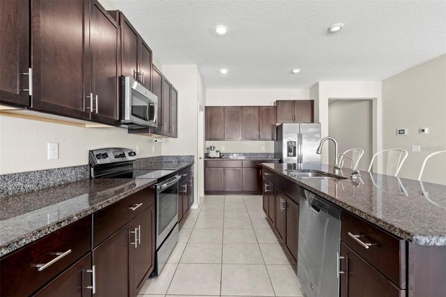 11904 FIELD THISTLE COURT, Riverview, FL 33579