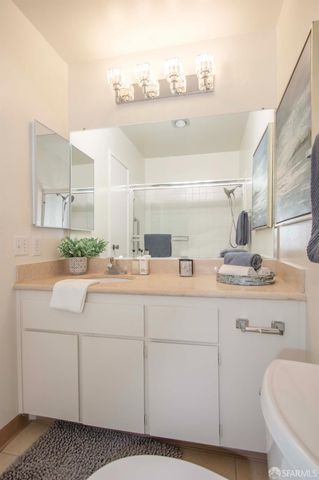135 Red Rock Way 306L, San Francisco, CA 94131