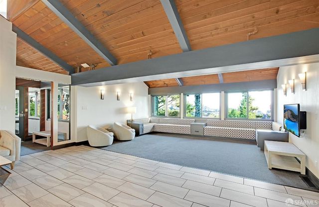 135 Red Rock Way 306L, San Francisco, CA 94131