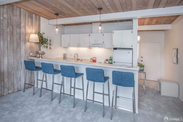 135 Red Rock Way 306L, San Francisco, CA 94131