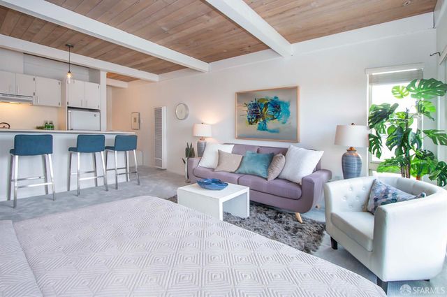 135 Red Rock Way 306L, San Francisco, CA 94131