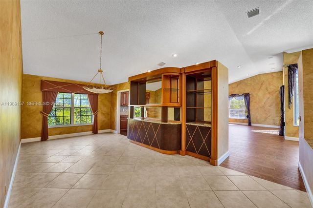 3280 Huntington, Weston, FL 33332