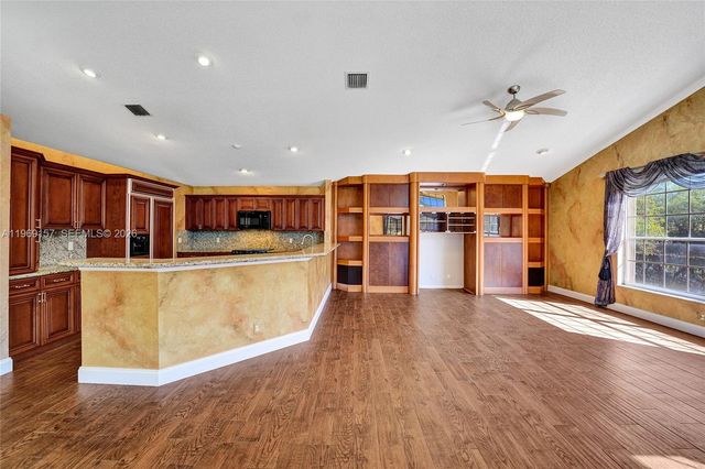 3280 Huntington, Weston, FL 33332