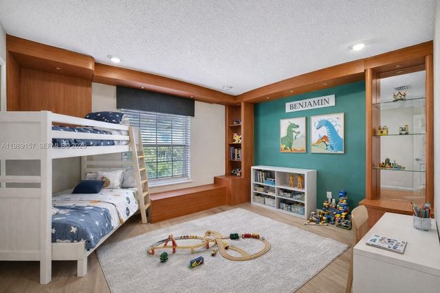 3280 Huntington, Weston, FL 33332