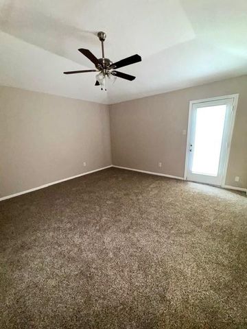 50 Evanston Street 5, Houston, TX 77015