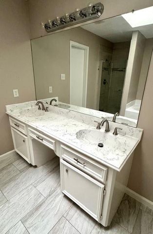 50 Evanston Street 5, Houston, TX 77015
