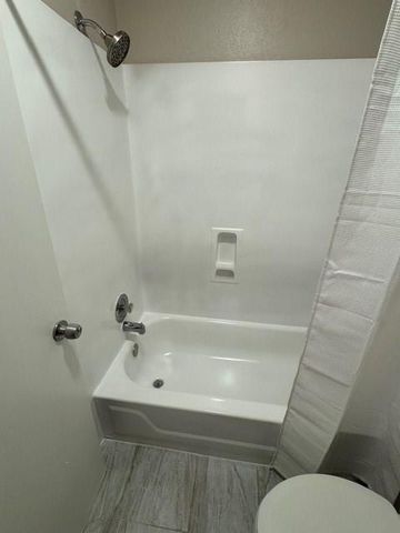 50 Evanston Street 5, Houston, TX 77015