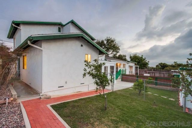 6548 Comly St, San Diego, CA 92111