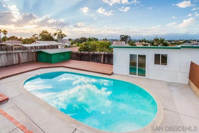 6548 Comly St, San Diego, CA 92111