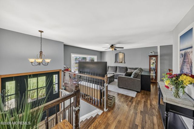 24 Eliot Road, Manalapan, NJ 07726