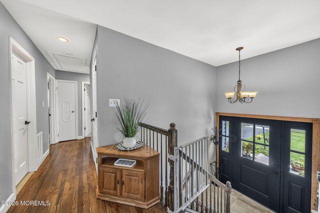 24 Eliot Road, Manalapan, NJ 07726