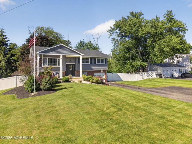 24 Eliot Road, Manalapan, NJ 07726