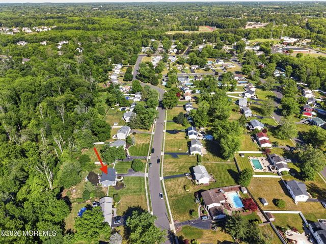 24 Eliot Road, Manalapan, NJ 07726