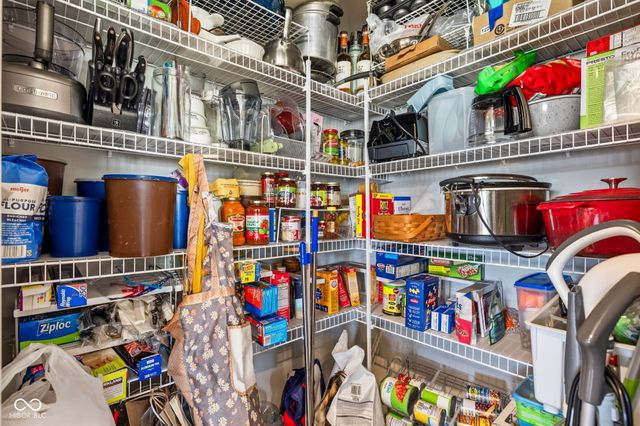 4166 Homestead Drive, Whitestown, IN 46075