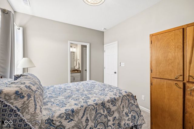 4166 Homestead Drive, Whitestown, IN 46075