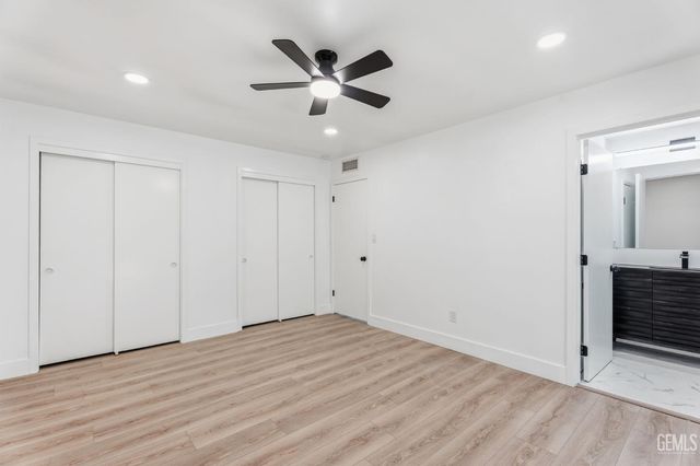 4704 Winners Circle, Bakersfield, CA 93309