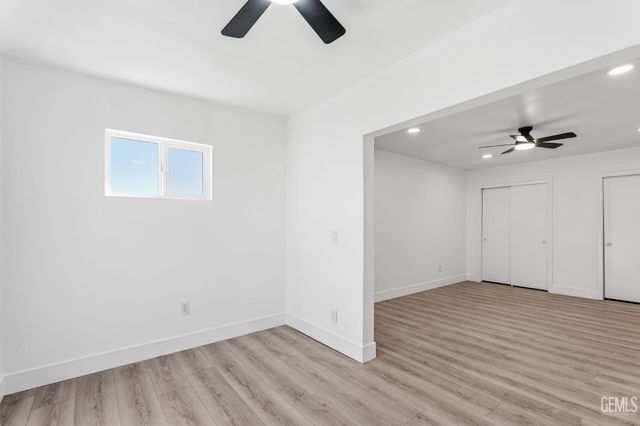 4704 Winners Circle, Bakersfield, CA 93309