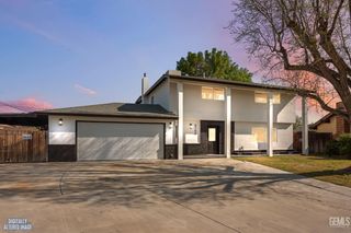 4704 Winners Circle, Bakersfield, CA 93309