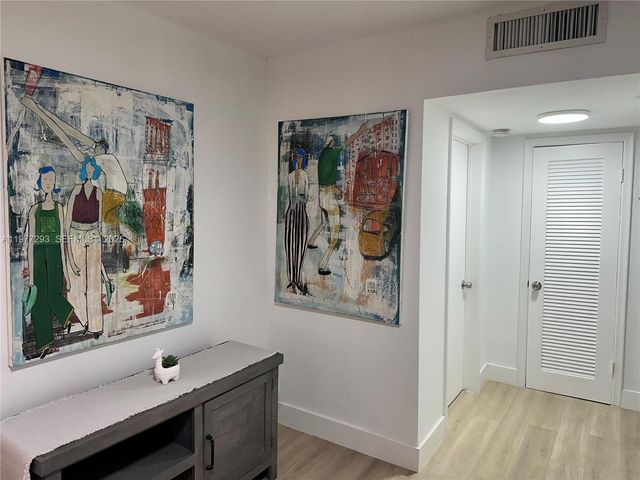 3522 NE 166 ST 1, North Miami Beach, FL 33160