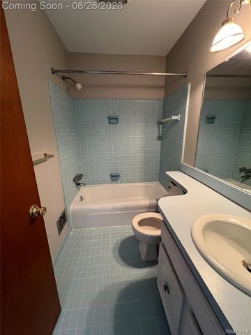37407 Charter Oaks Boulevard, Clinton Charter Township, MI 48036