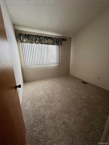37407 Charter Oaks Boulevard, Clinton Charter Township, MI 48036