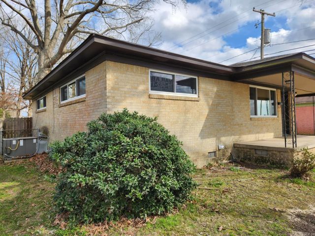 115 Pike, Benton, AR 72019