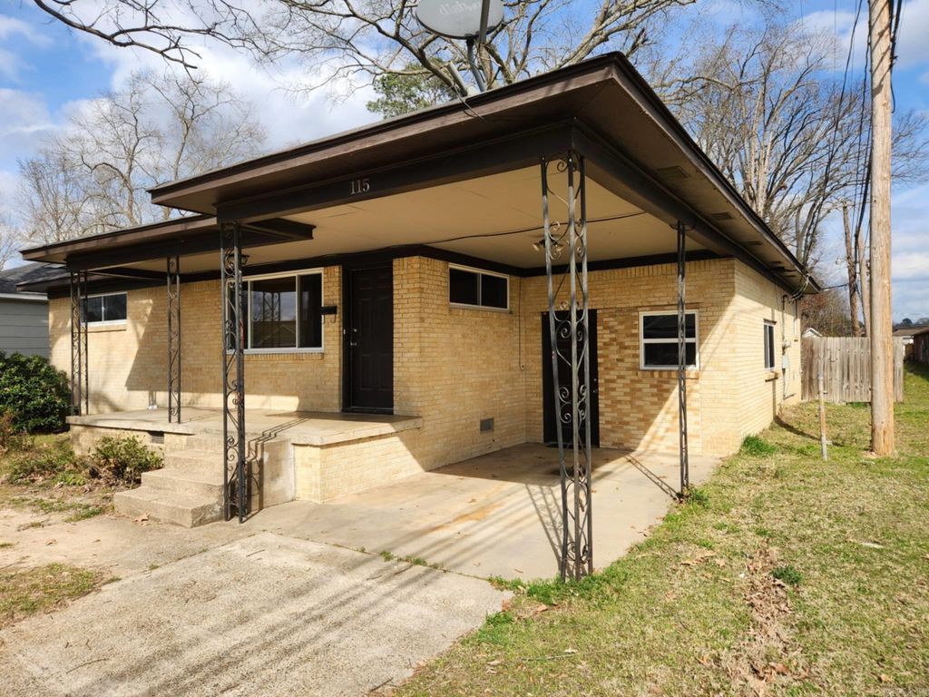 115 Pike, Benton, AR 72019